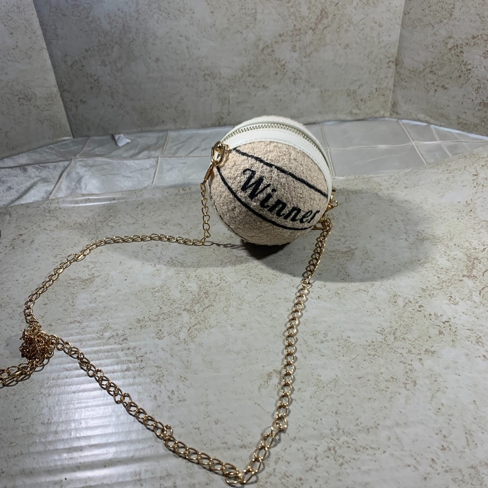 SHEIN winner mini purse Super cute !!